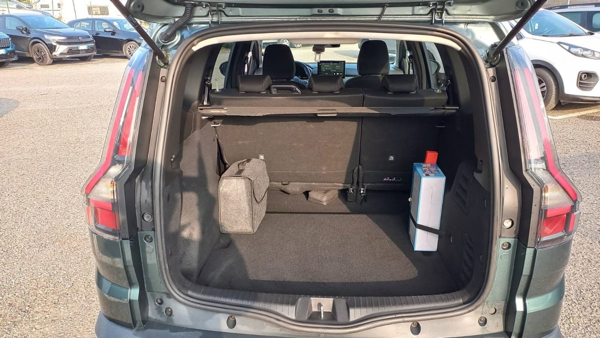 Dacia Jogger 1.8 hybrid Extreme 155cv auto (7)