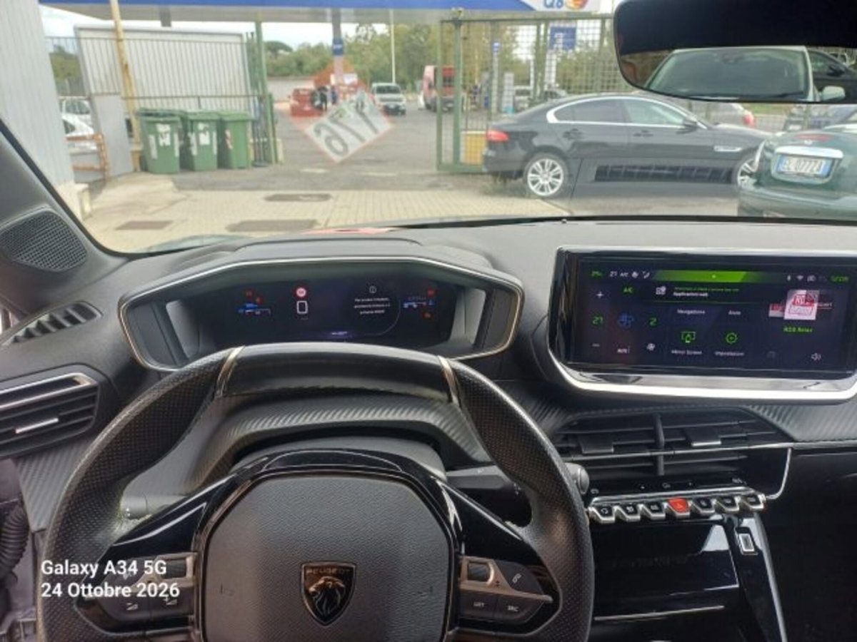 Peugeot 208 PureTech 100 Stop&Start 5 porte GT (16)