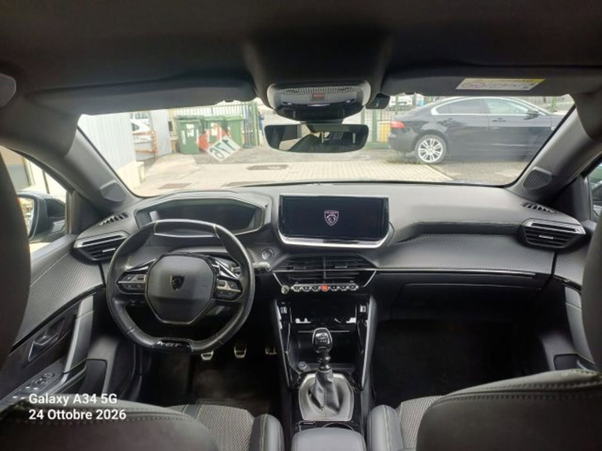 Peugeot 208 PureTech 100 Stop&Start 5 porte GT (17)