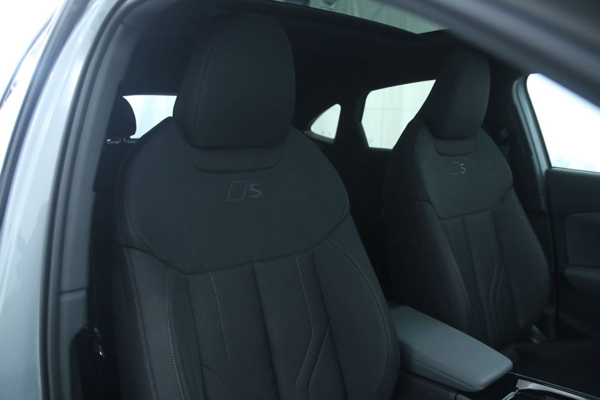 Audi Q3 Sportback 2.0 tfsi S line edition quattro 204cv s-tronic (8)