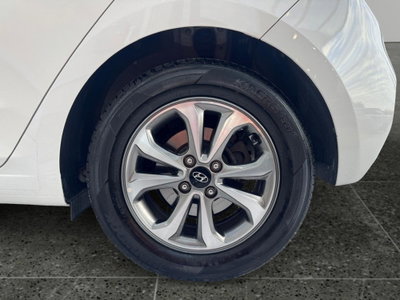 Hyundai i20 1.2 5 porte Connectline (15)