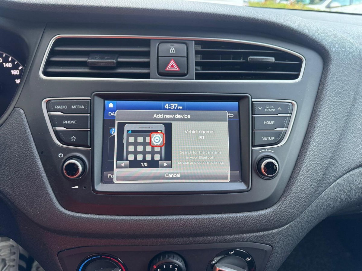 Hyundai i20 1.2 5 porte Connectline (18)