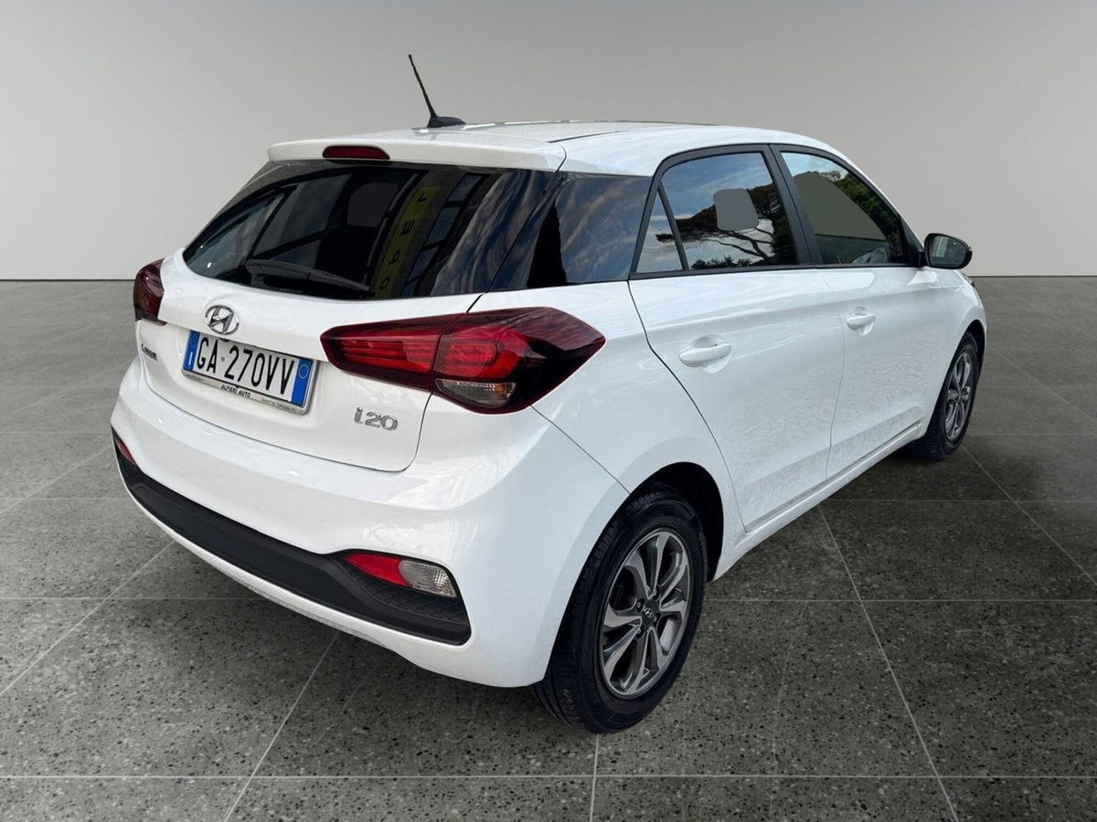 Hyundai i20 1.2 5 porte Connectline (6)