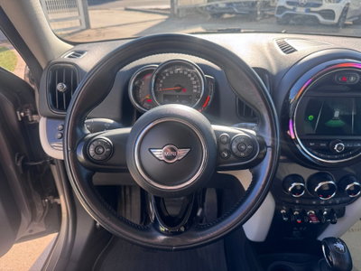 MINI Mini Countryman 2.0 Cooper D Essential Countryman (8)