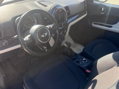 MINI Mini Countryman 2.0 Cooper D Essential Countryman (9)