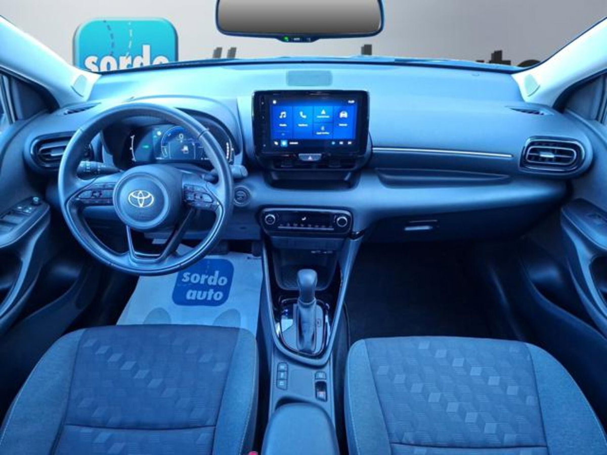 Toyota Yaris Cross 1.5 Hybrid 5p. E-CVT Trend (9)