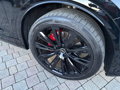 Audi Q8 3.0 tdi mhev S line quattro 286cv tiptronic (20)