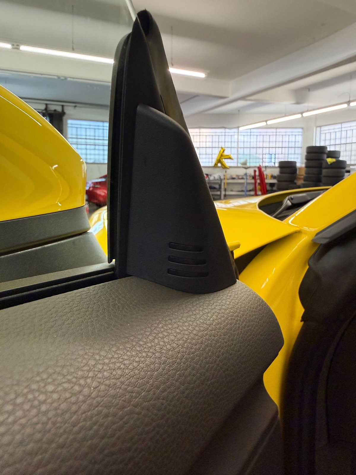 Porsche 718 Boxster  Boxster 2.0 300cv (12)