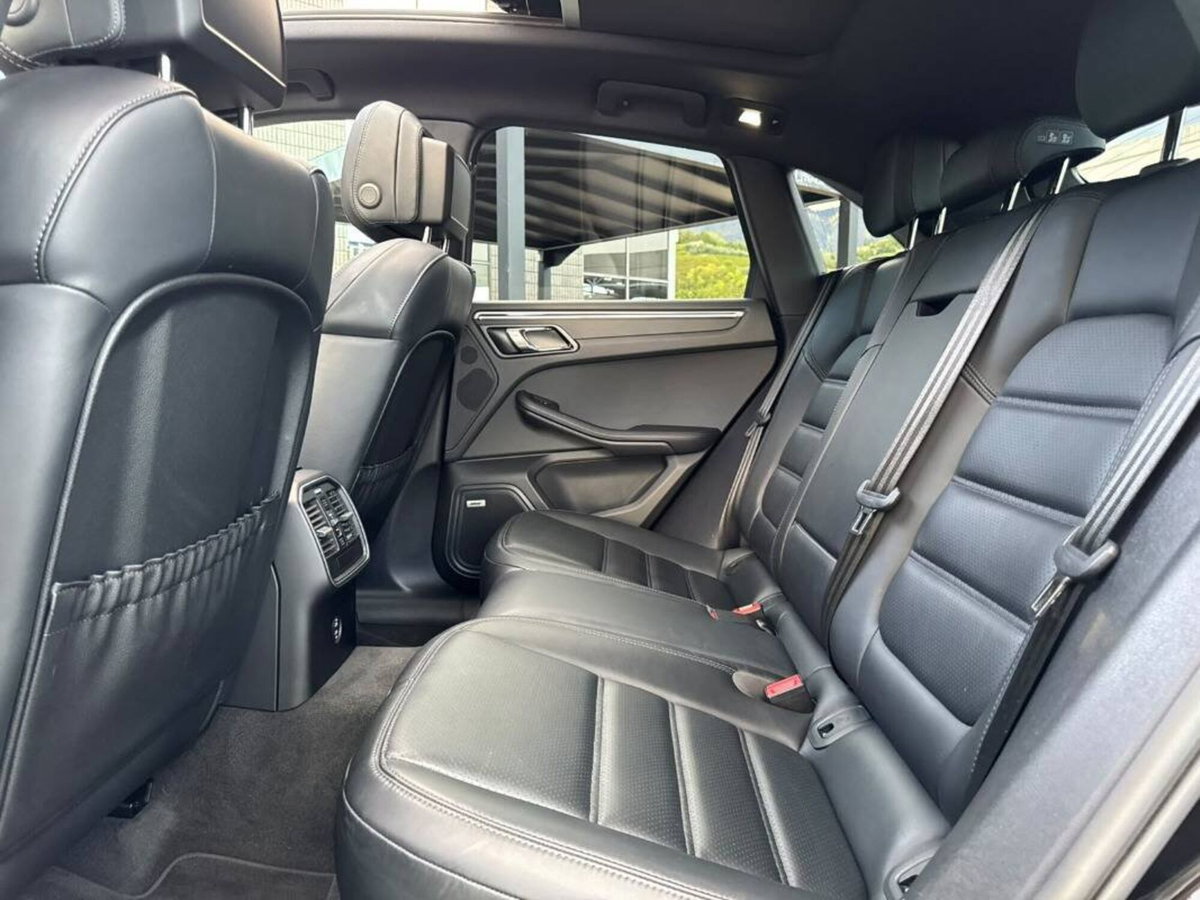 Porsche Macan 2.0 265cv pdk (14)