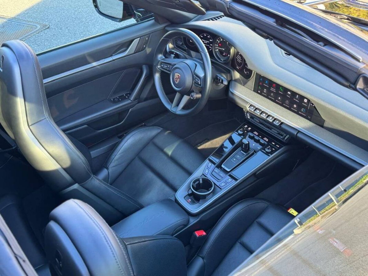 Porsche 911 Cabrio Targa 3.0 4S (13)