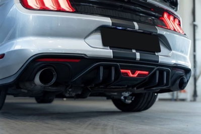 Ford Mustang Coupé Fastback 2.3 EcoBoost (11)