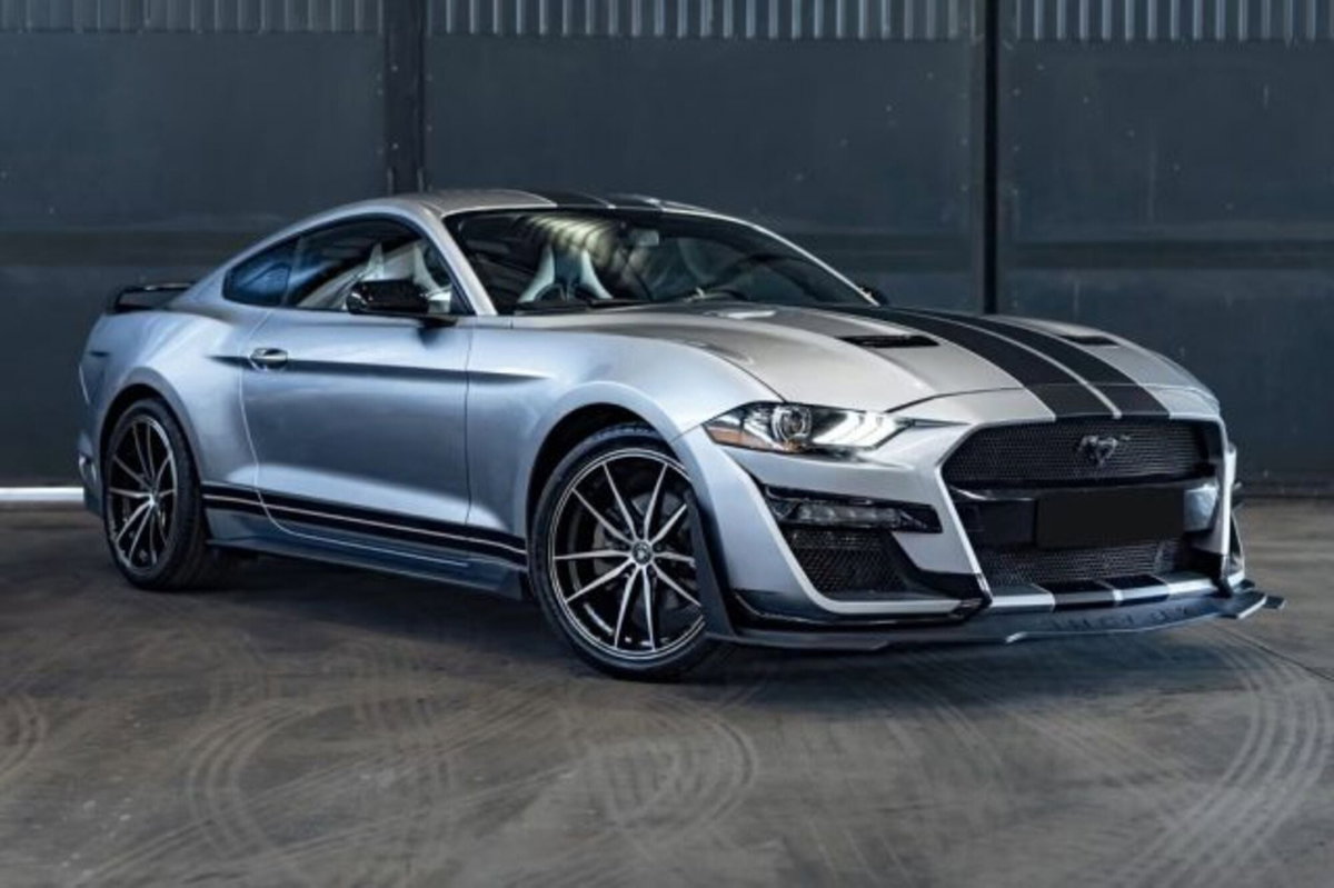 Ford Mustang Coupé Fastback 2.3 EcoBoost (3)