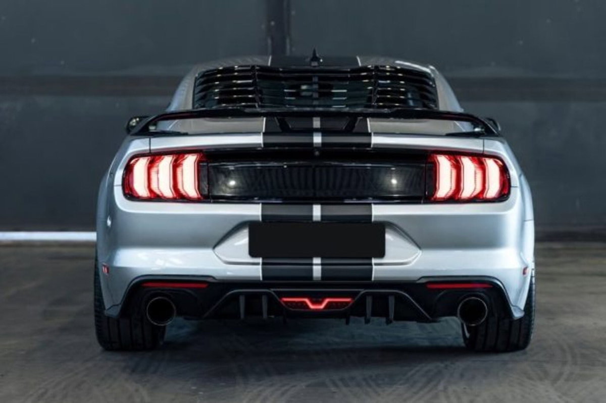 Ford Mustang Coupé Fastback 2.3 EcoBoost (5)