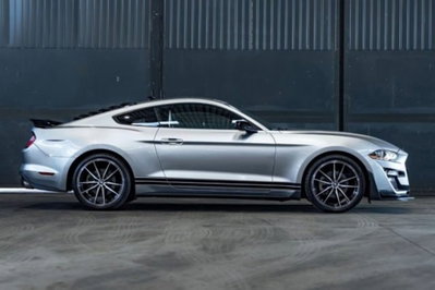 Ford Mustang Coupé Fastback 2.3 EcoBoost (8)