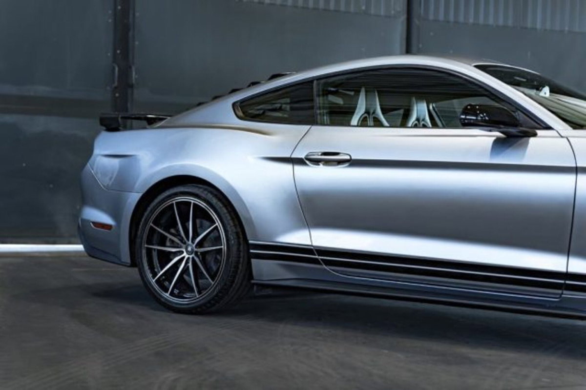 Ford Mustang Coupé Fastback 2.3 EcoBoost (9)