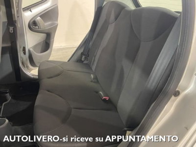 Toyota Aygo 1.0 12V VVT-i 5 porte Griffe (11)