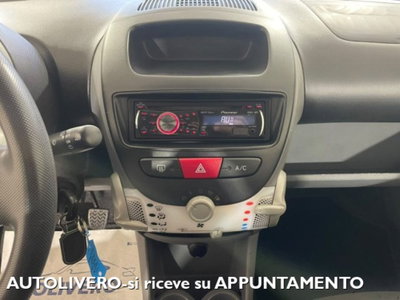 Toyota Aygo 1.0 12V VVT-i 5 porte Griffe (15)