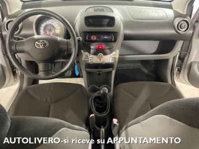 Toyota Aygo 1.0 12V VVT-i 5 porte Griffe (7)