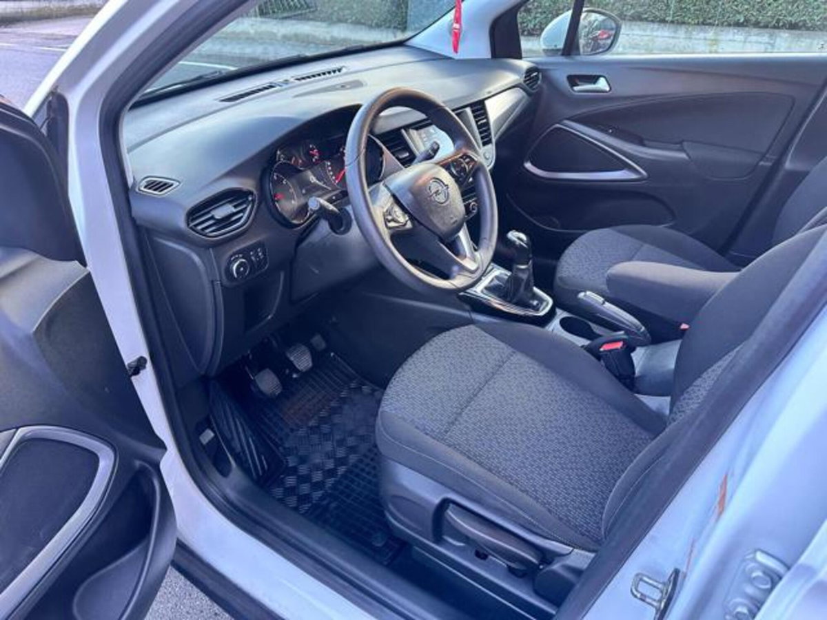 Opel Crossland X 1.2 12V Innovation (12)