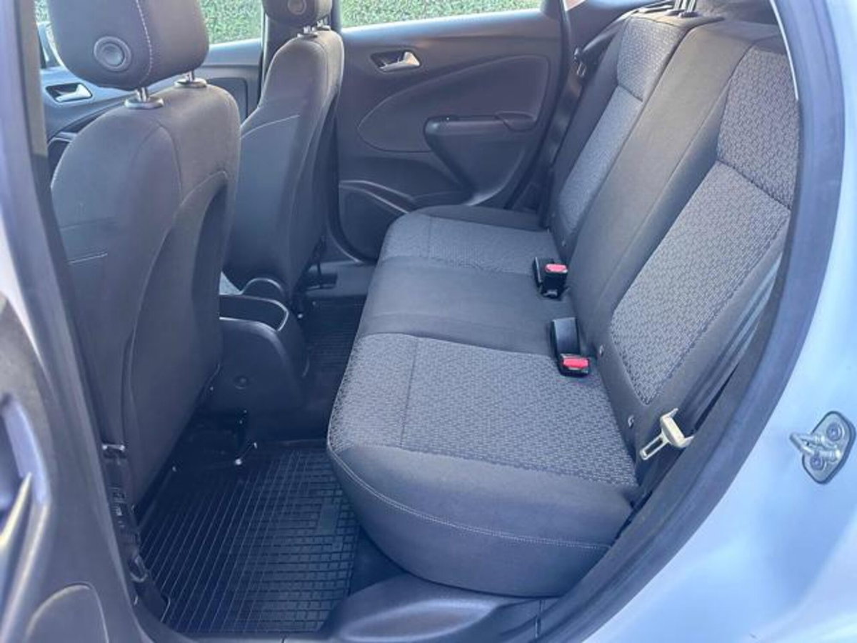 Opel Crossland X 1.2 12V Innovation (14)