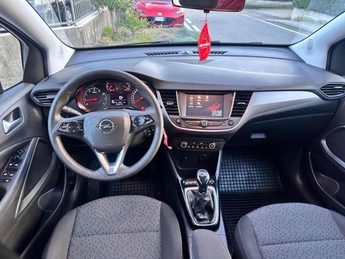 Opel Crossland X 1.2 12V Innovation (16)