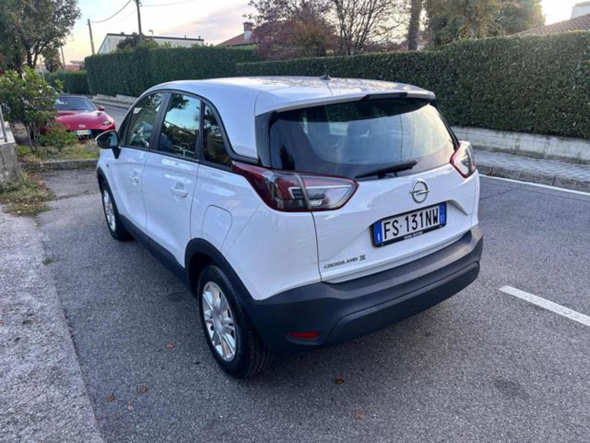 Opel Crossland X 1.2 12V Innovation (5)