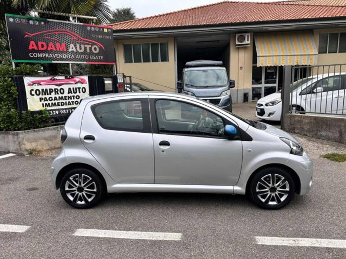 Toyota Aygo 1.0 12V VVT-i 5 porte Active Connect (10)
