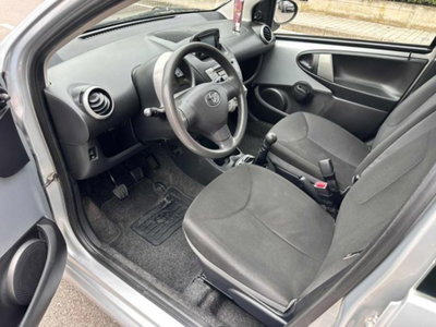 Toyota Aygo 1.0 12V VVT-i 5 porte Active Connect (6)