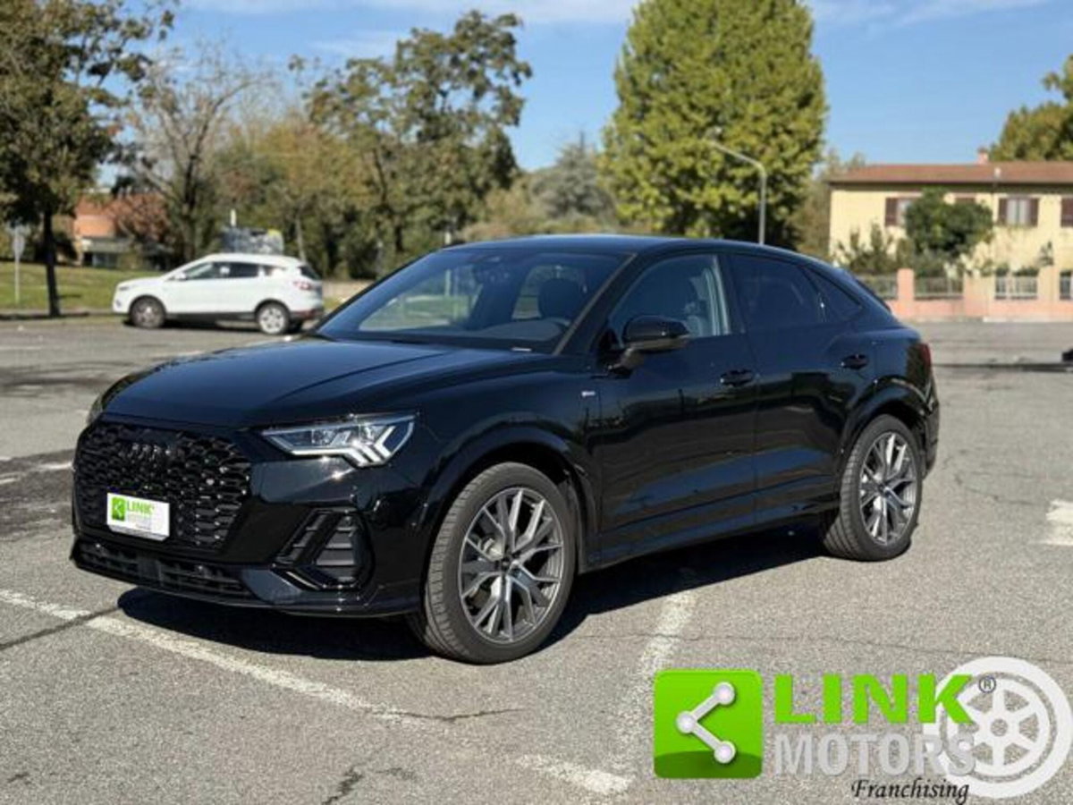 Audi Q3 Sportback 40 2.0 tfsi Identity Black quattro s-tronic