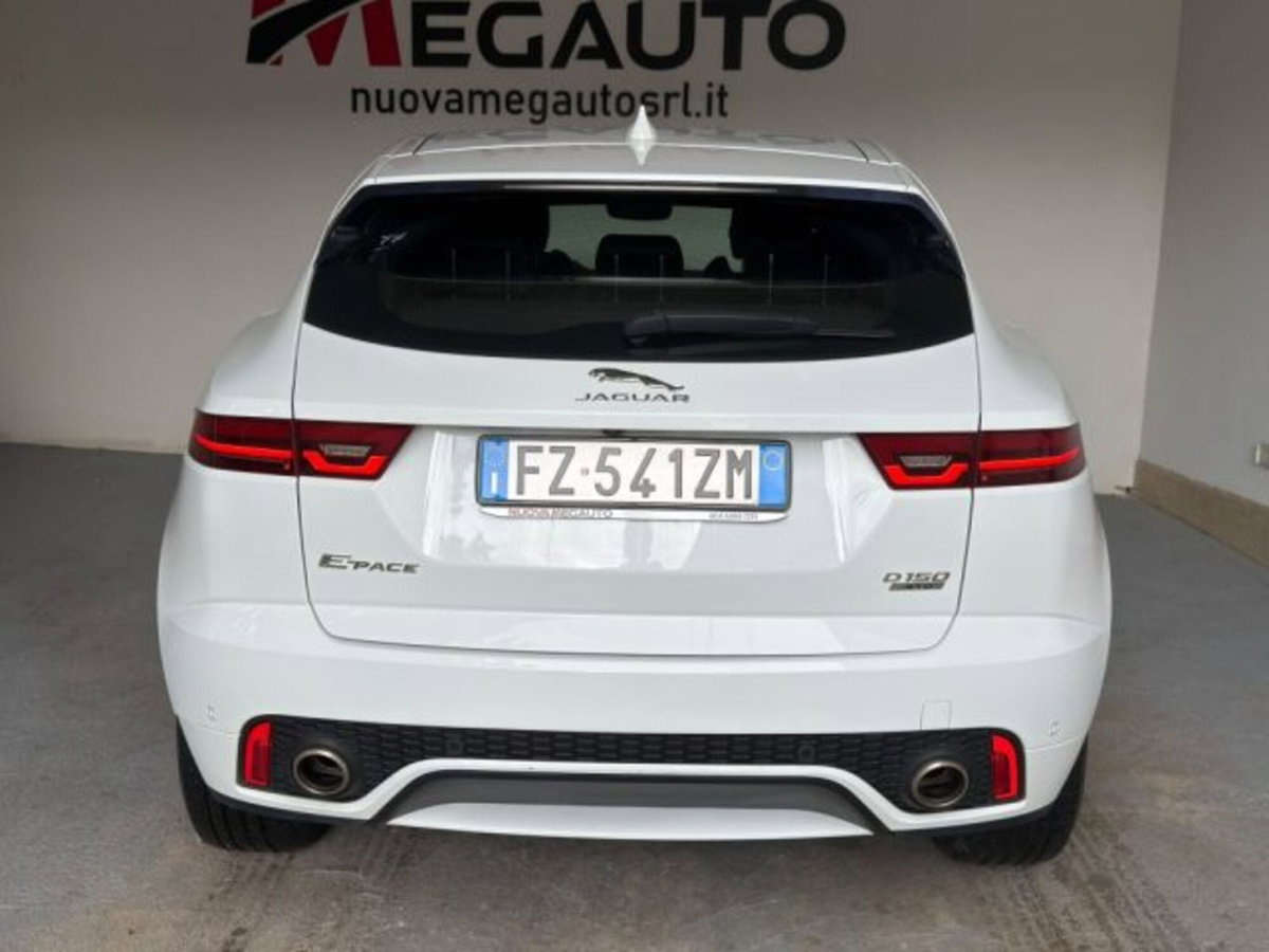 Jaguar E-Pace 2.0D 150 CV AWD aut. R-Dynamic (6)