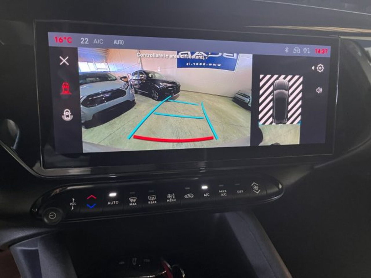 Alfa Romeo Junior 1.2 ibrida Sport Speciale 145cv edct6 (11)