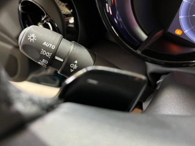 Alfa Romeo Junior 1.2 ibrida Sport Speciale 145cv edct6 (18)