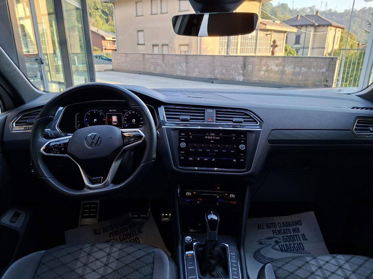 Volkswagen Tiguan Allspace 2.0 tdi R-Line 150cv dsg (7)