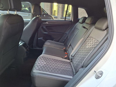 Volkswagen Tiguan Allspace 2.0 tdi R-Line 150cv dsg (9)