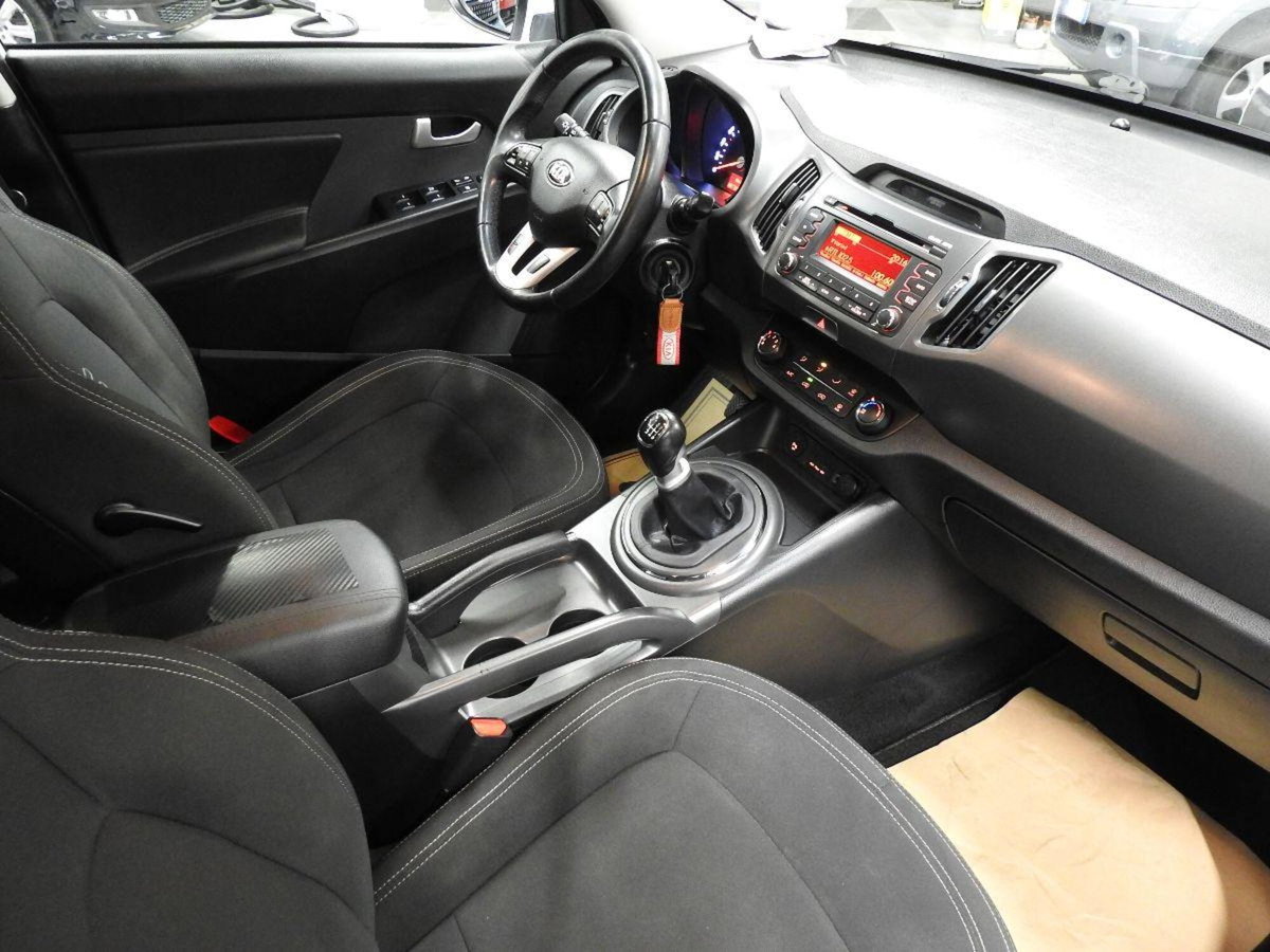 Kia Sportage 1.7 CRDI VGT 2WD Active (14)