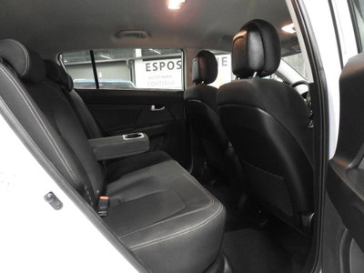 Kia Sportage 1.7 CRDI VGT 2WD Active (16)