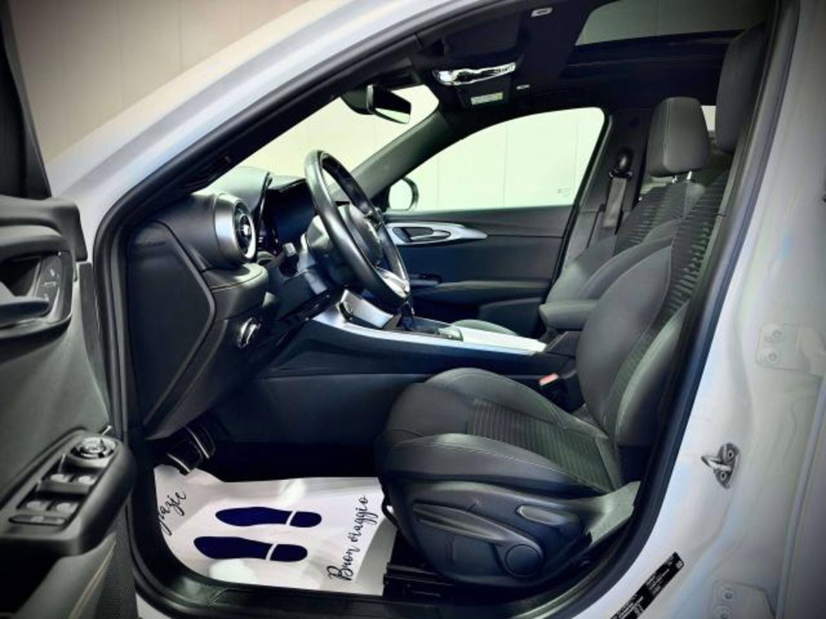 Alfa Romeo Tonale 1.6 Sprint 130cv tct6 (9)