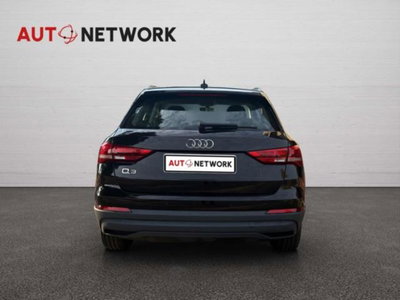 Audi Q3 35 TDI quattro S tronic Business (6)