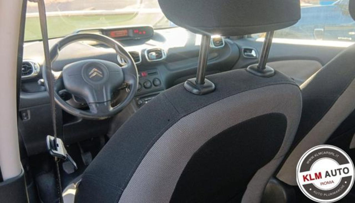 Citroen C3 Picasso 1.4 VTi 95 Exclusive Theatre (9)