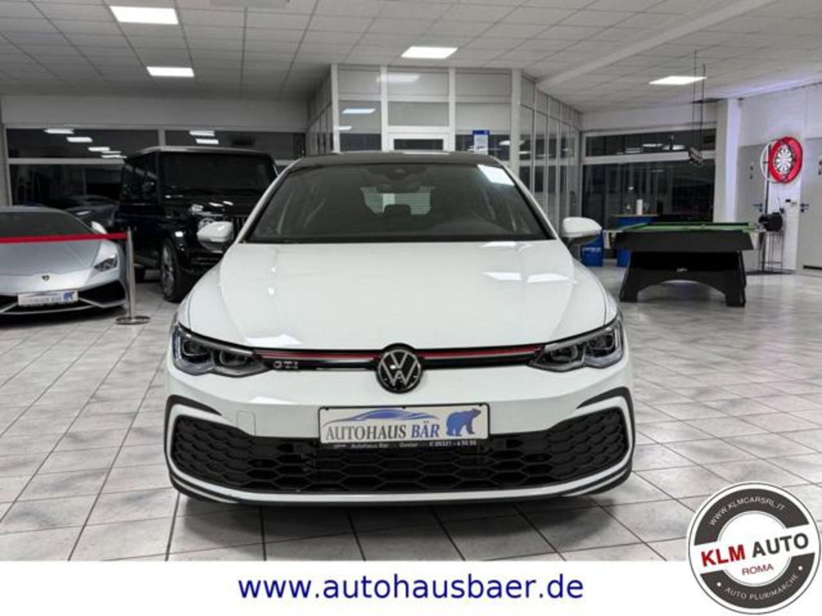 Volkswagen Golf 2.0 tsi GTI MT Ultimate 245cv (2)