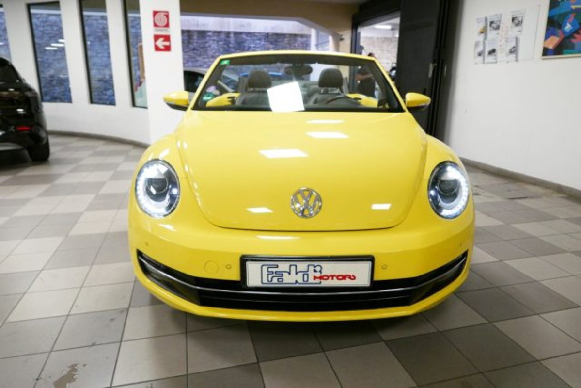 Volkswagen Maggiolino Cabrio 1.4 TSI DSG Sport (2)