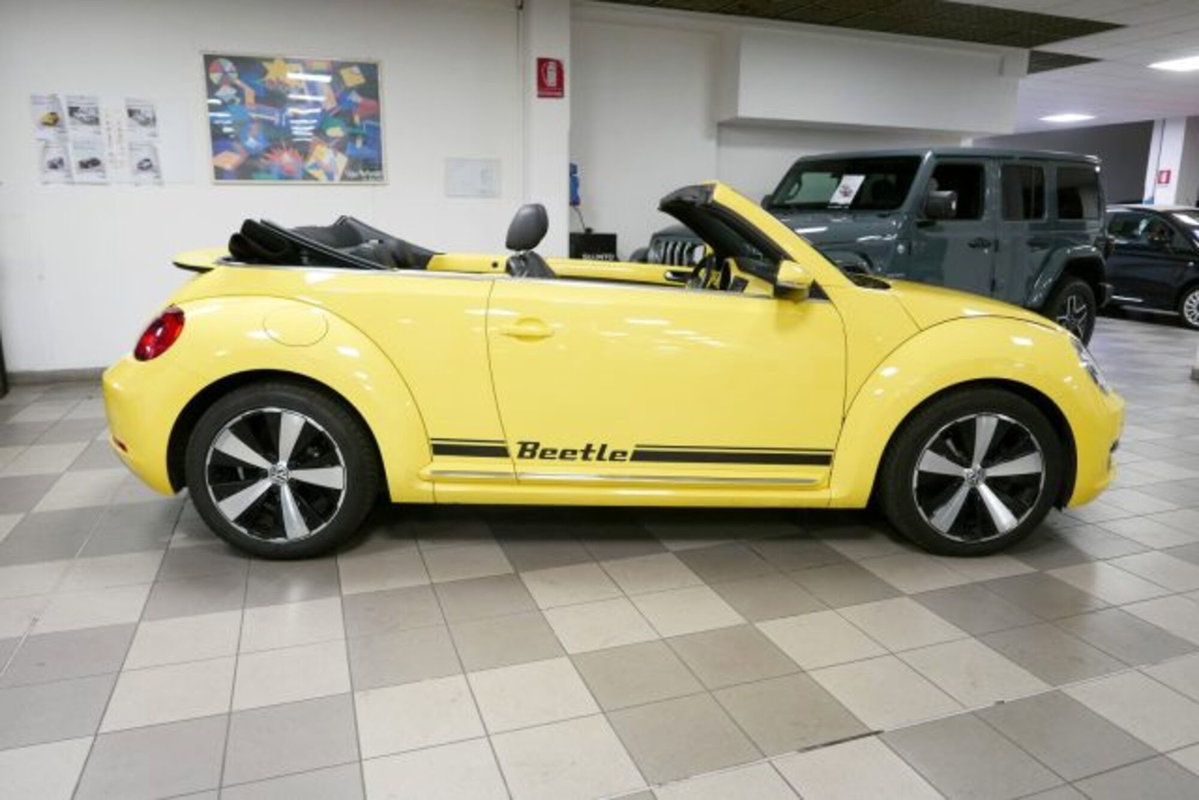 Volkswagen Maggiolino Cabrio 1.4 TSI DSG Sport (3)