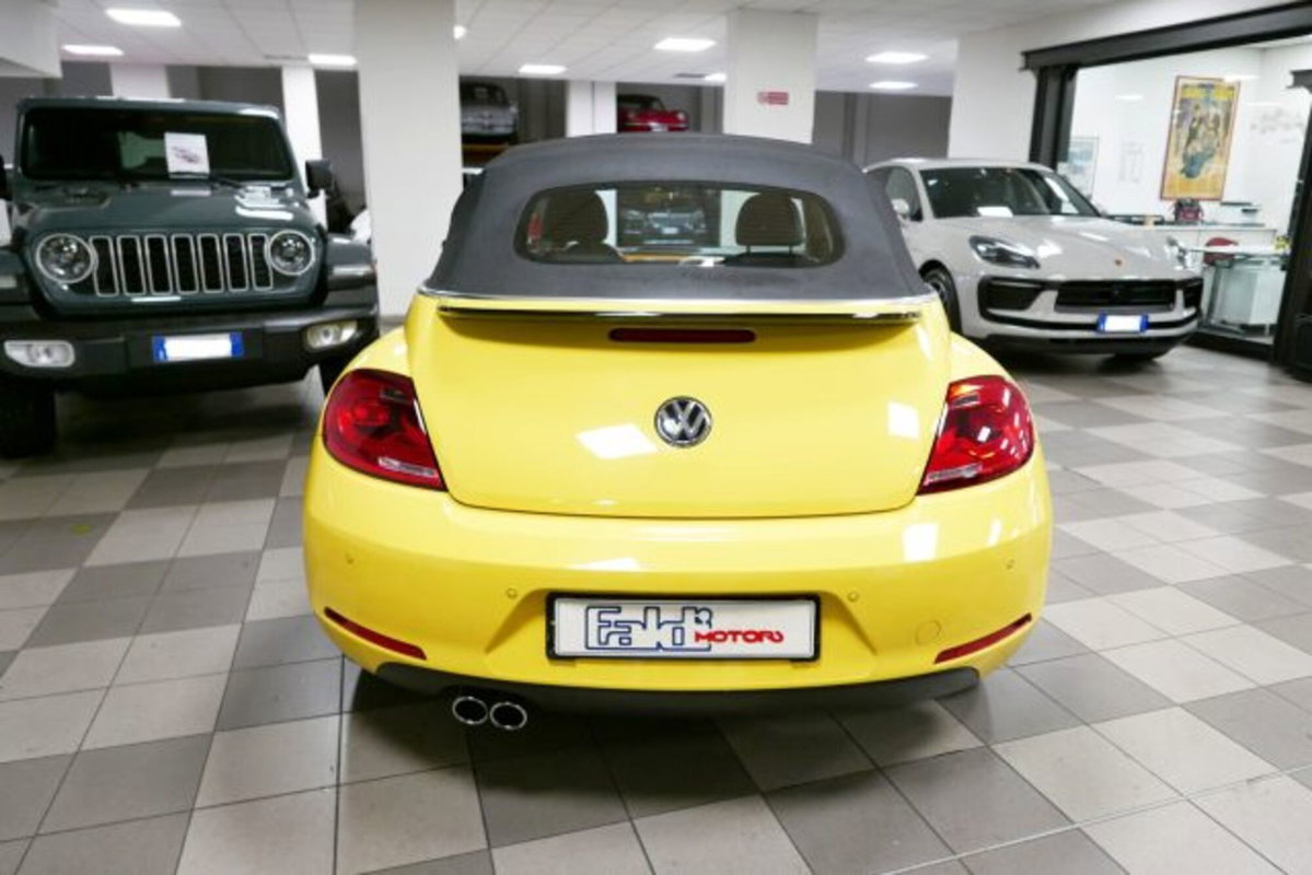 Volkswagen Maggiolino Cabrio 1.4 TSI DSG Sport (9)