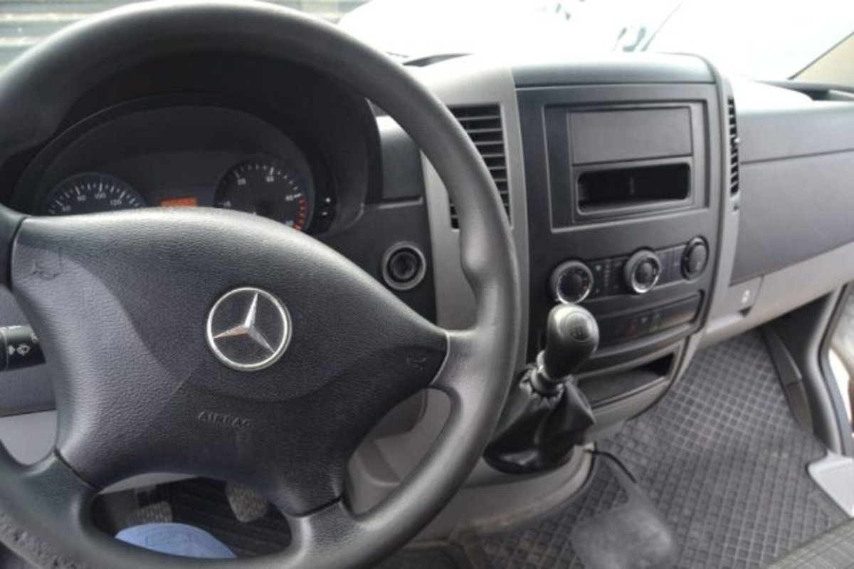 Mercedes-Benz Sprinter F37/33 311 CDI TN Furgone Pro (11)