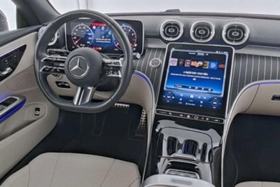 Mercedes-Benz CLE Cabrio 200 AMG Line Premium auto (4)