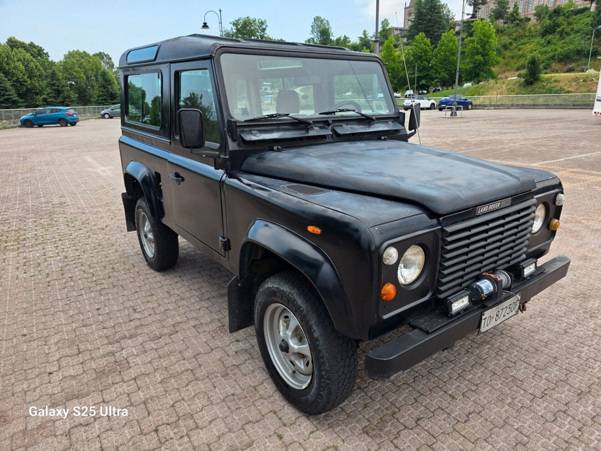 Land Rover Defender 90 2.5 Td5 Station Wagon County