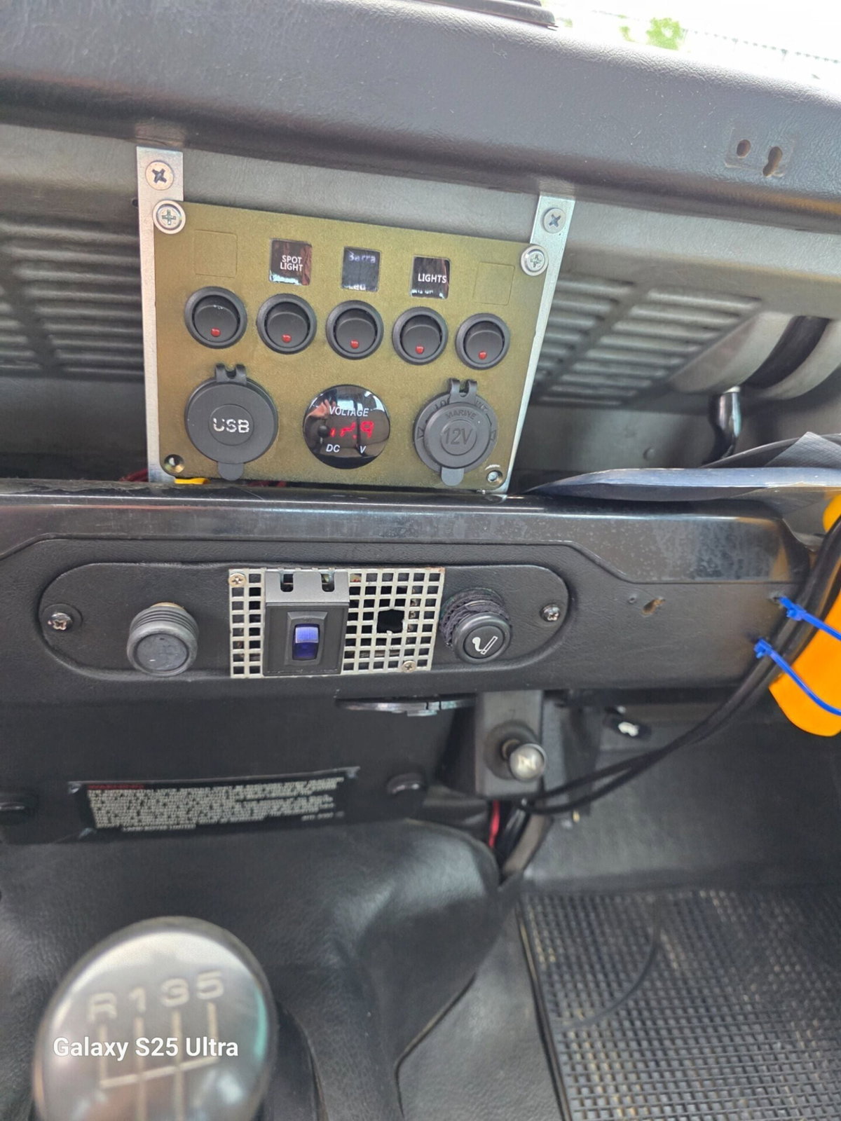 Land Rover Defender 90 2.5 Td5 Station Wagon County (11)