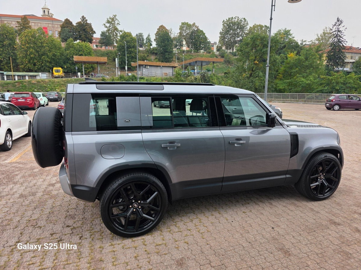 Land Rover Defender 110 3.0d i6 mhev X-Dynamic SE awd 200cv auto