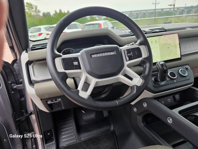 Land Rover Defender 110 3.0d i6 mhev X-Dynamic SE awd 200cv auto (14)