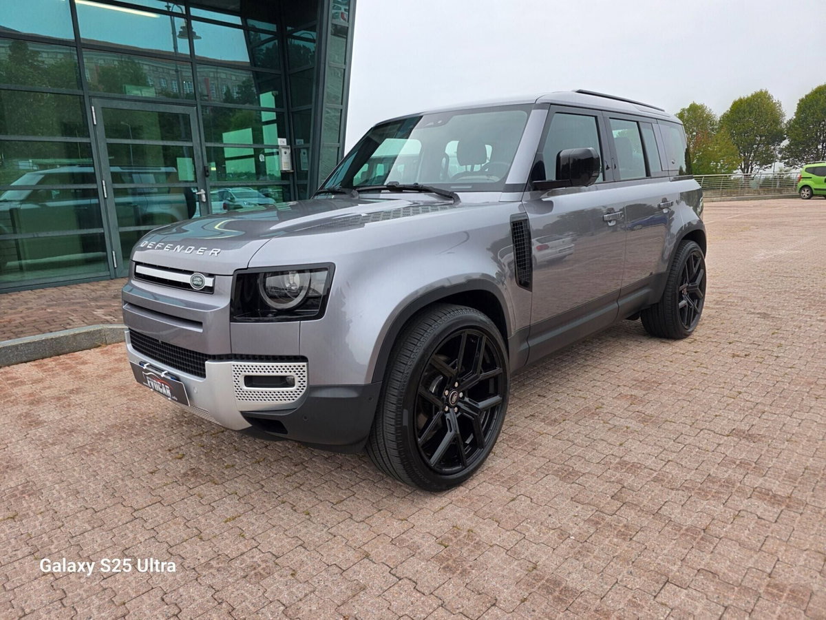 Land Rover Defender 110 3.0d i6 mhev X-Dynamic SE awd 200cv auto (7)